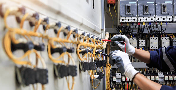 Professional Electrician technician working in Central City, IL